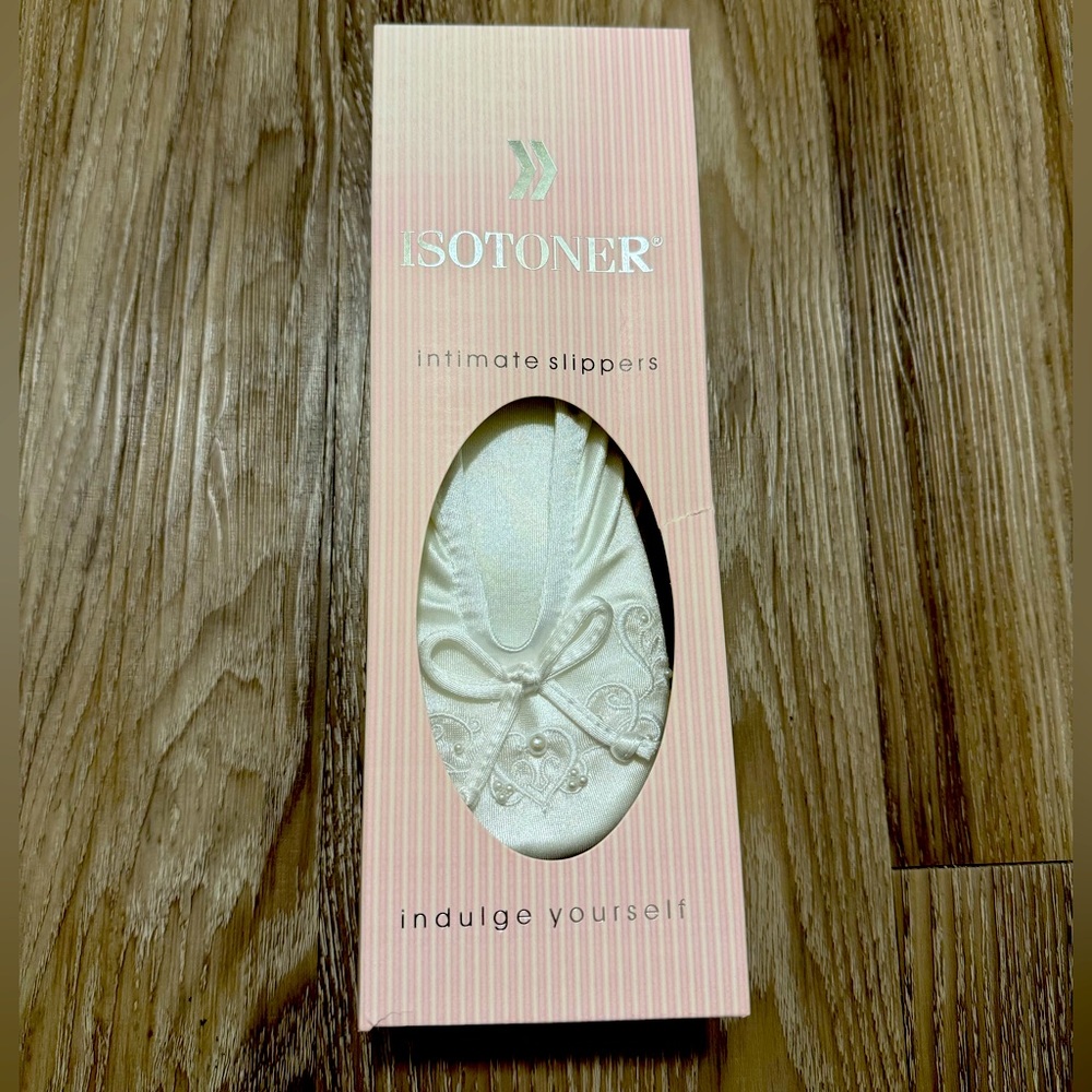 Isotoner Slippers